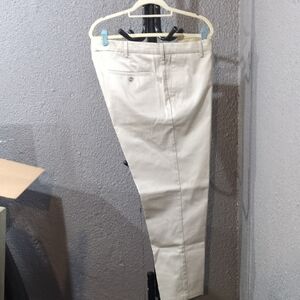 Dockers Men's Tan Chinos